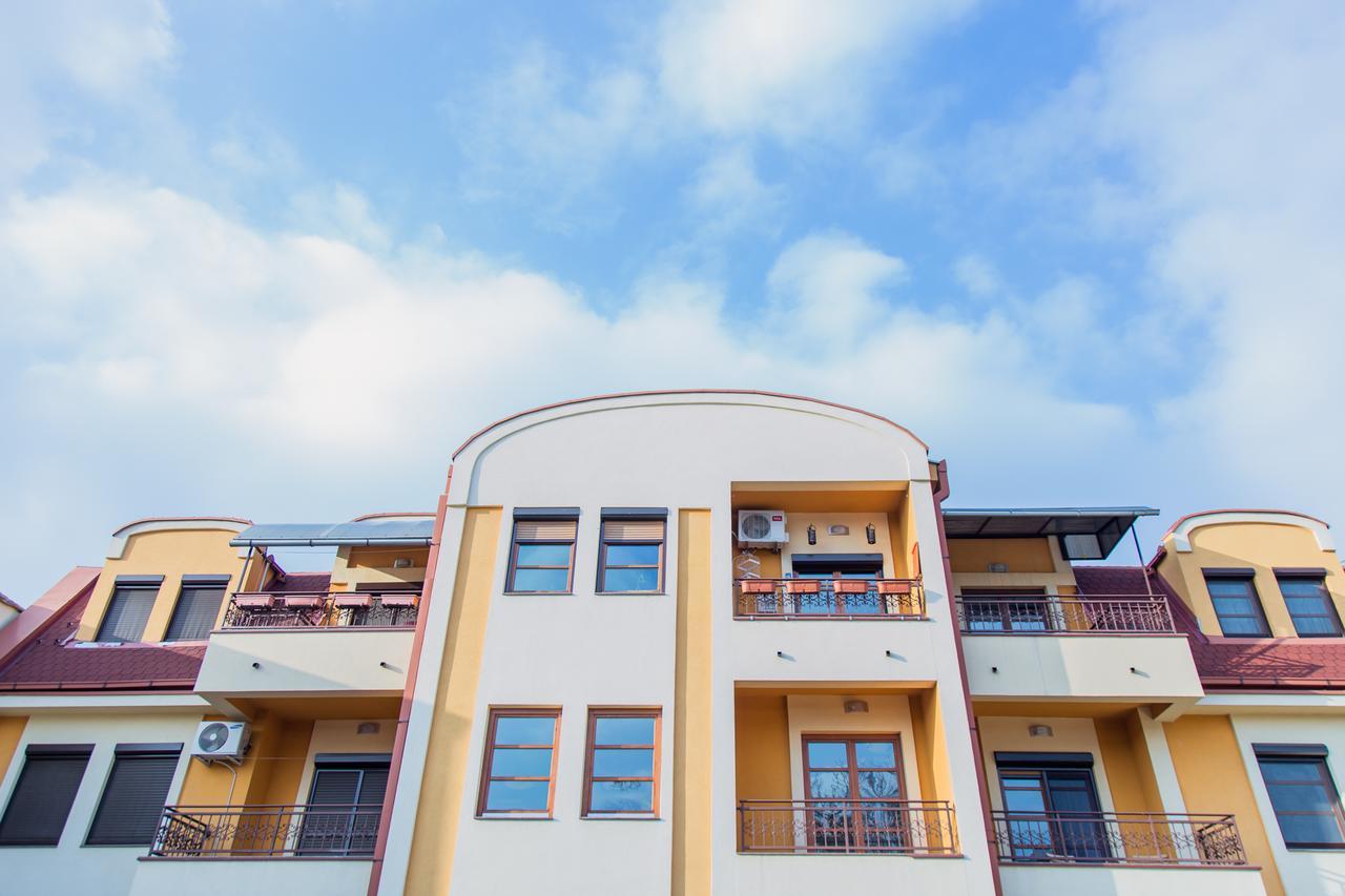 Apartman U Srcu Grada Sombor Extérieur photo